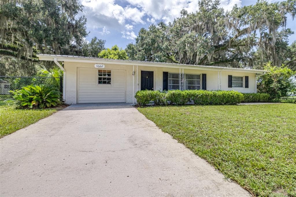 6607 S MERLEING LOOP FLORAL CITY, FL 34436