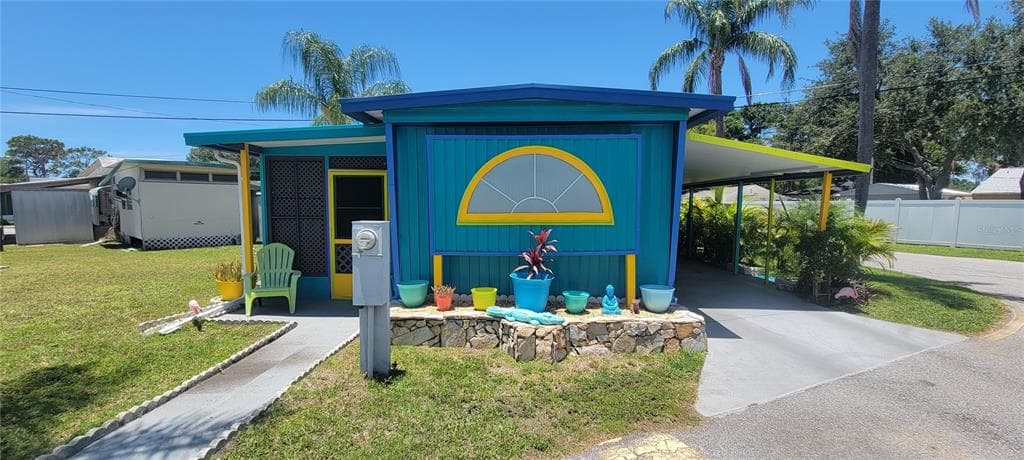 4788 66TH LANE N UNIT 11 ST PETERSBURG, FL 33709