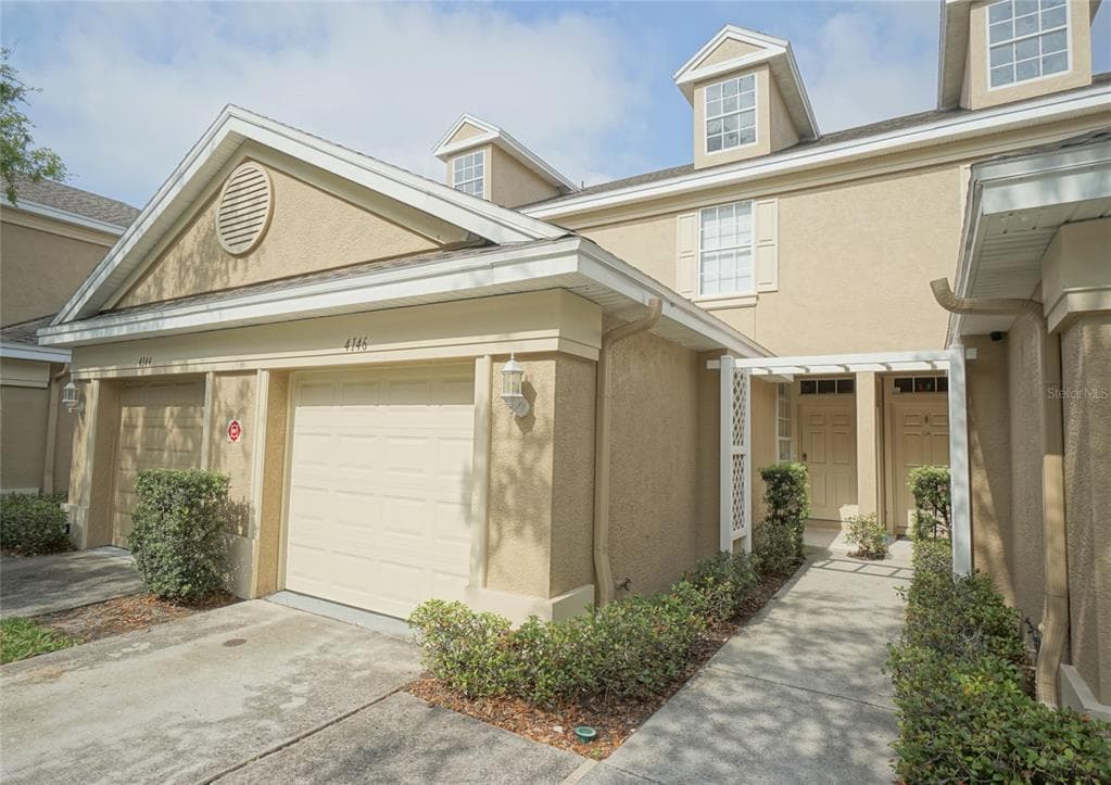 4146 BISMARCK PALM DRIVE TAMPA, FL 33610