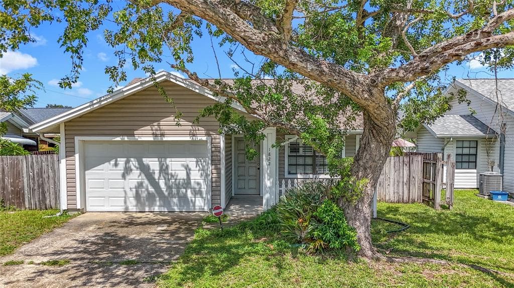 1822 TALL PINES DRIVE LARGO, FL 33771
