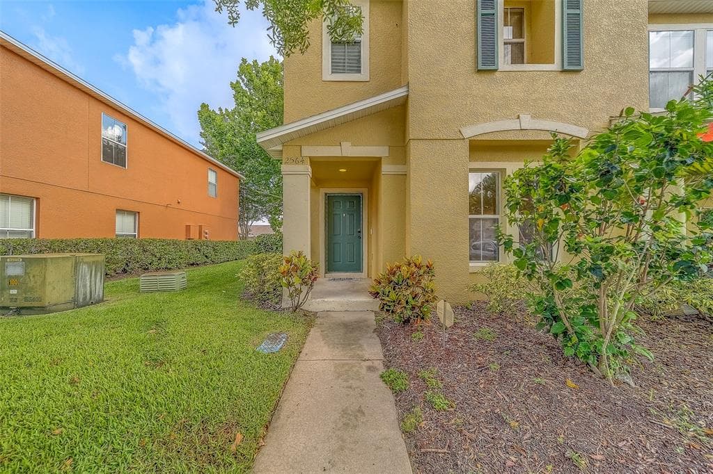 2564 HIDDEN COVE LANE CLEARWATER, FL 33763