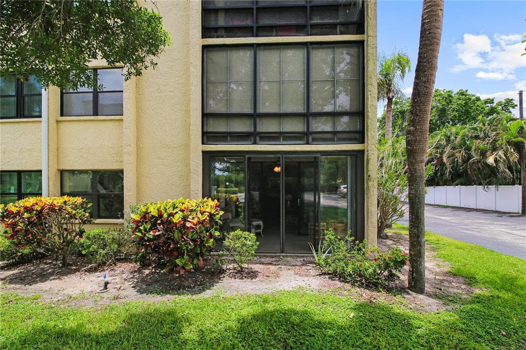 14130 ROSEMARY LANE UNIT 6101 LARGO, FL 33774