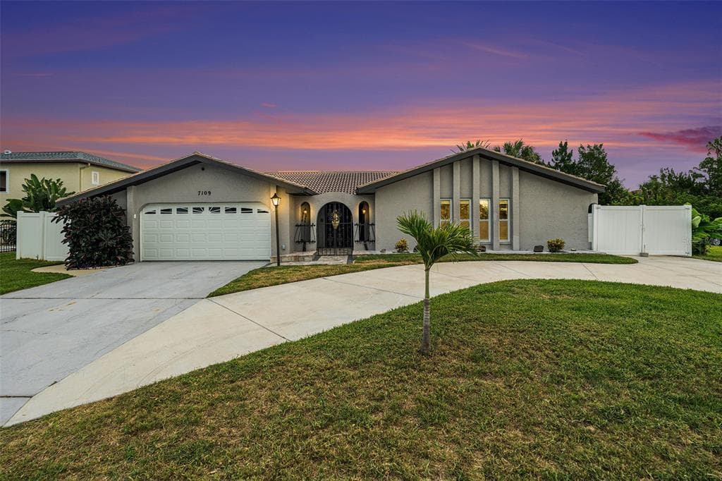 7109 SOUTHWIND DRIVE HUDSON, FL 34667