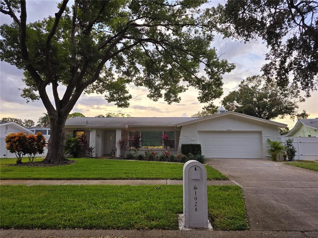 1028 CHINABERRY ROAD CLEARWATER, FL 33764