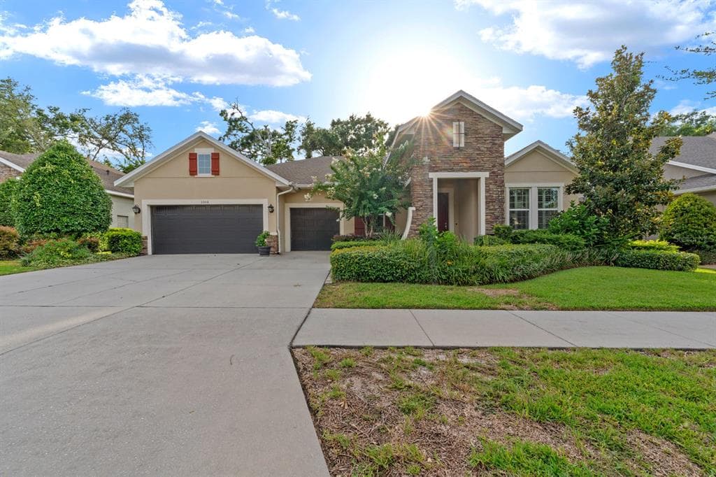 1304 LOREA LANE BRANDON, FL 33511
