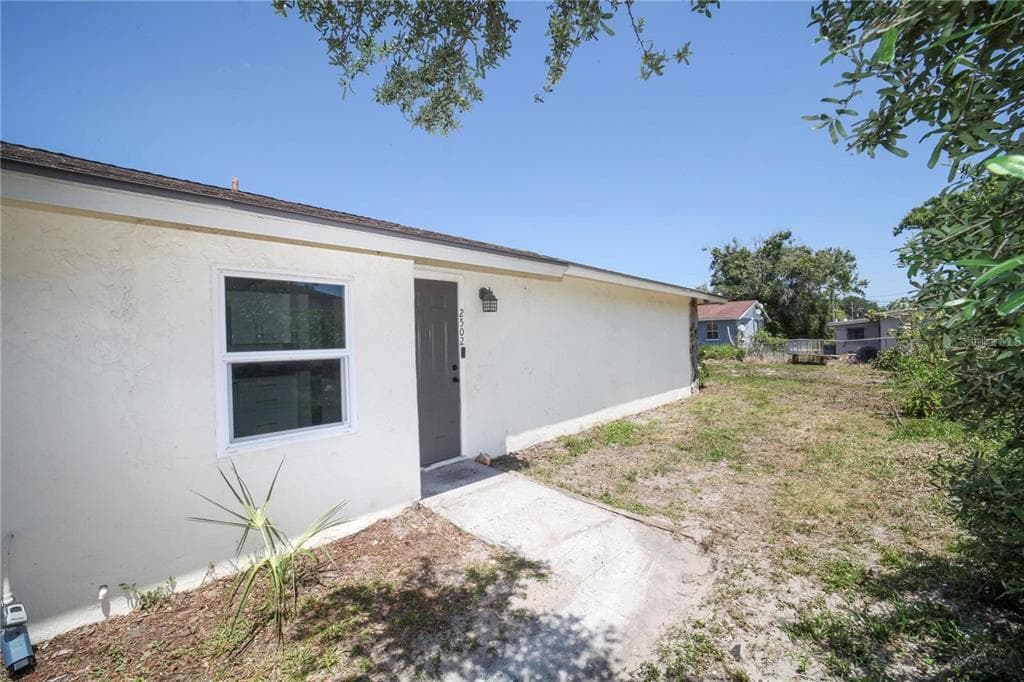 2500 CHILK AVENUE SARASOTA, FL 34234