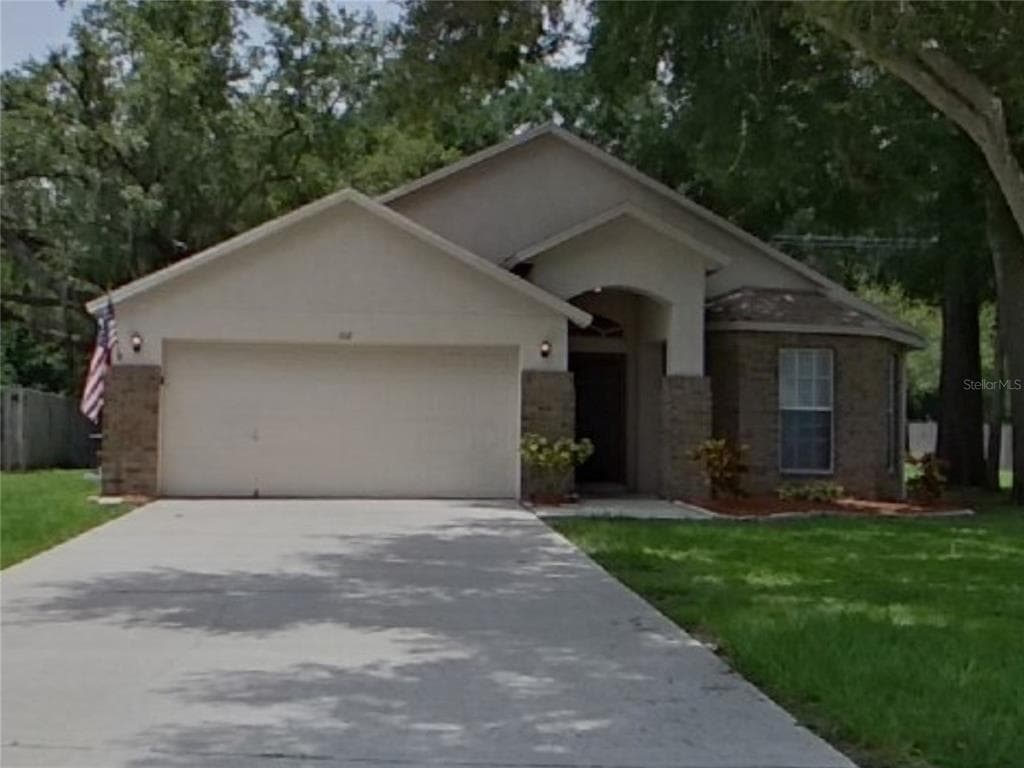 102 CITRUS LANDING DRIVE PLANT CITY, FL 33563