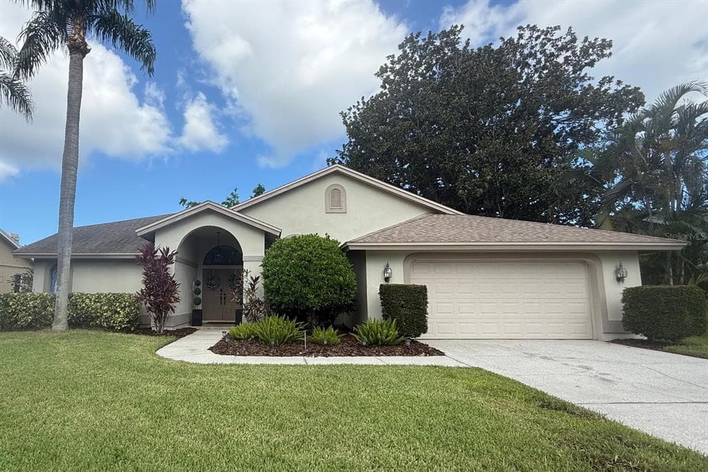 3368 E LAKE SHORE LANE CLEARWATER, FL 33761