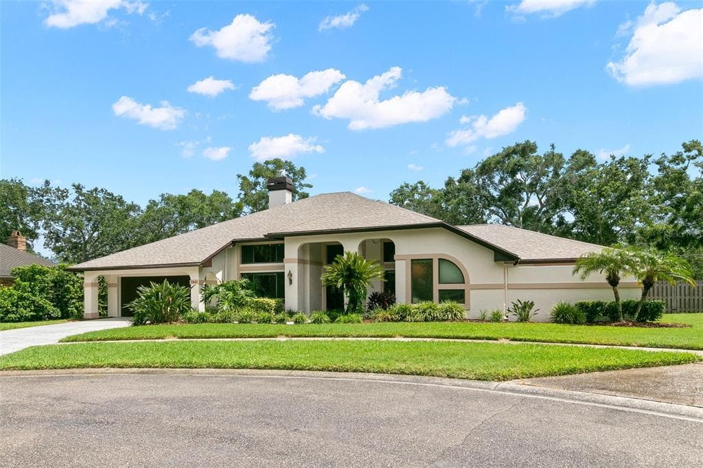 2845 CHELSEA PLACE S CLEARWATER, FL 33759