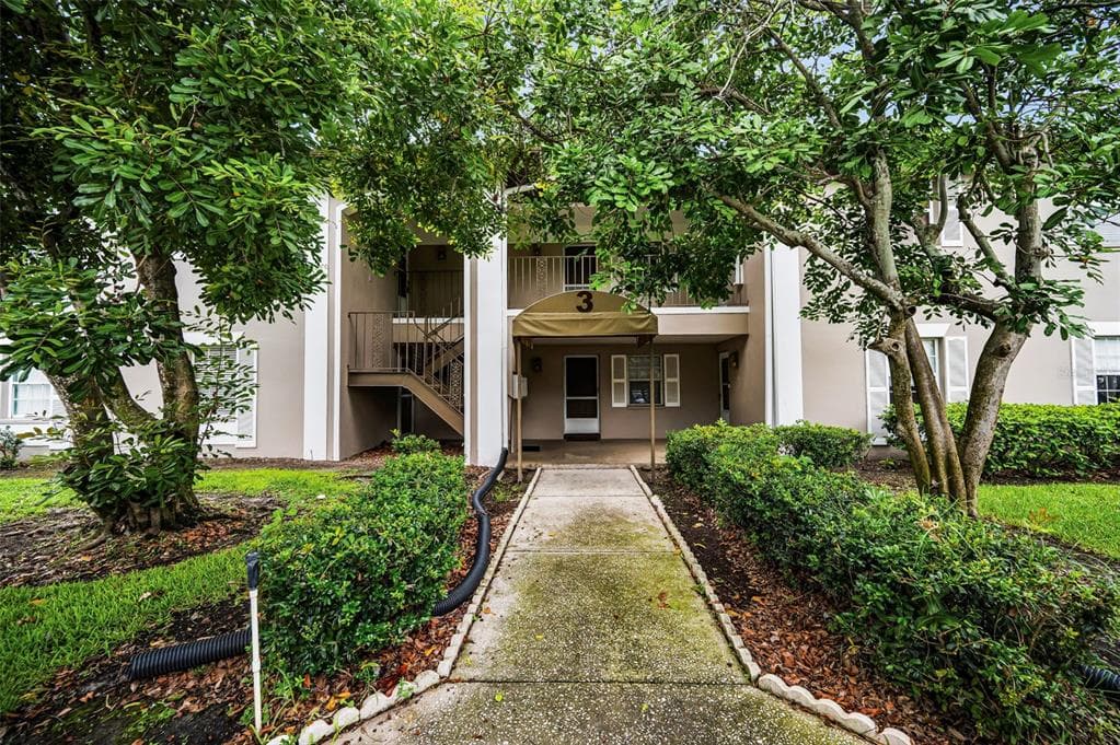 5265 E BAY DRIVE UNIT 313 CLEARWATER, FL 33764