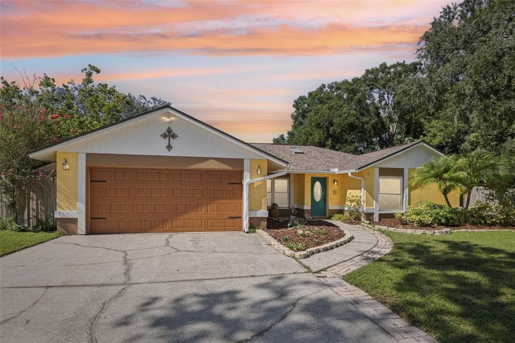 6201 SPRING OAK COURT TAMPA, FL 33625