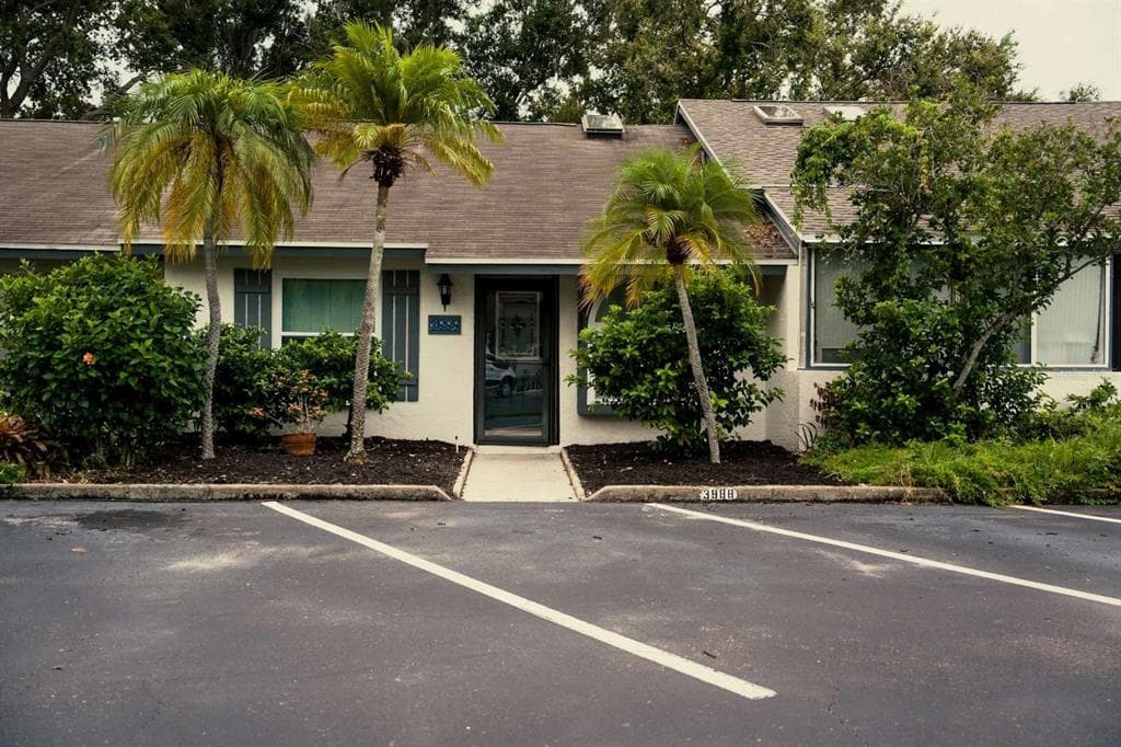 3888 EL CAMINO COURT LARGO, FL 33771