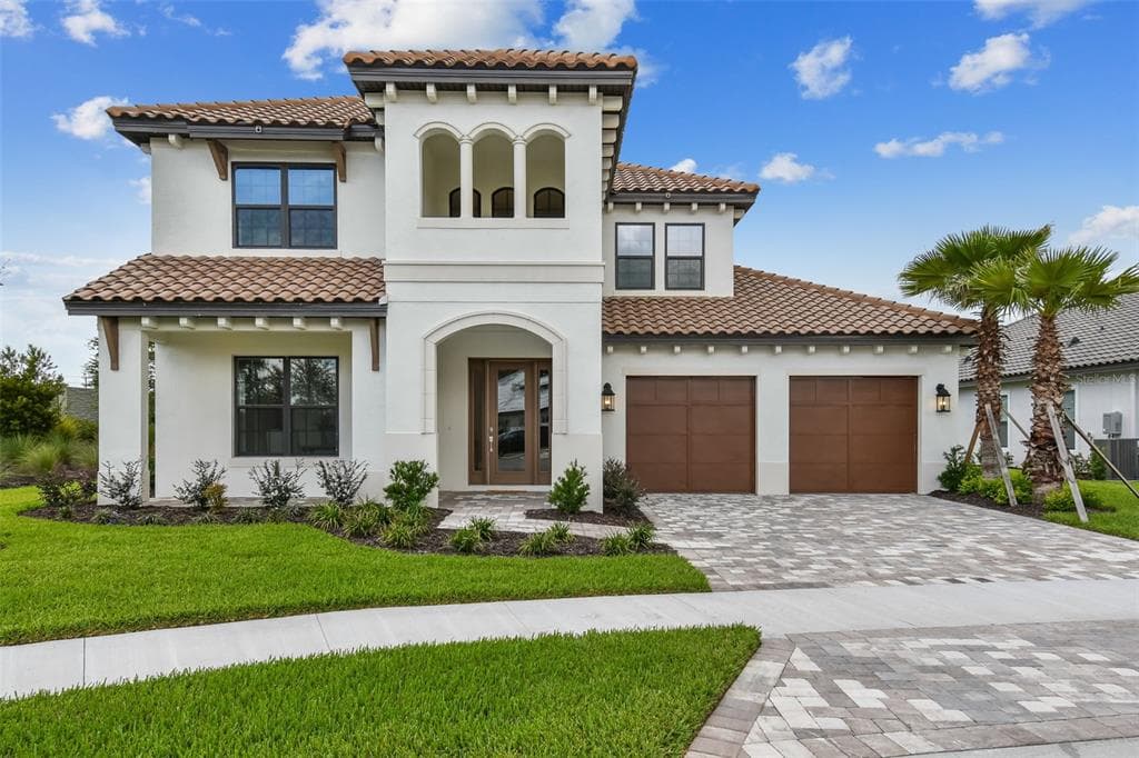 2686 YACHT PLACE WESLEY CHAPEL, FL 33543