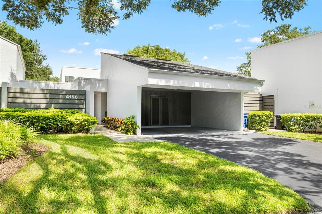 4156 NORTHMEADOW CIRCLE TAMPA, FL 33618