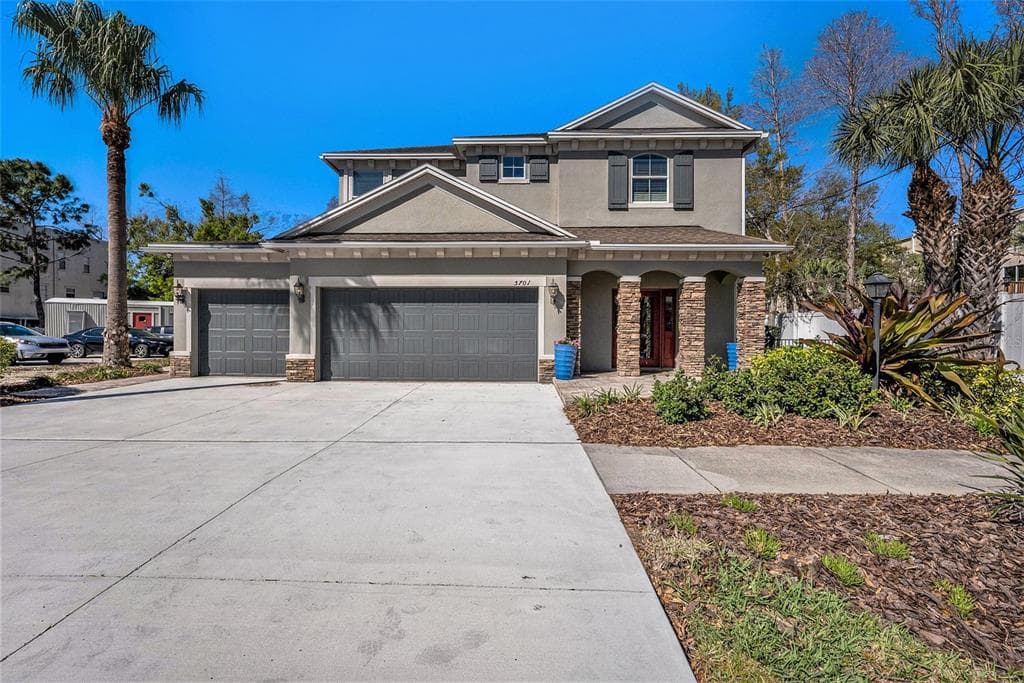 5701 S MACDILL AVENUE TAMPA, FL 33611