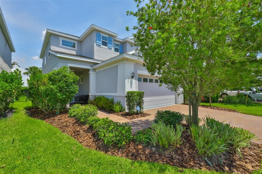 6215 VOYAGERS PLACE APOLLO BEACH, FL 33572