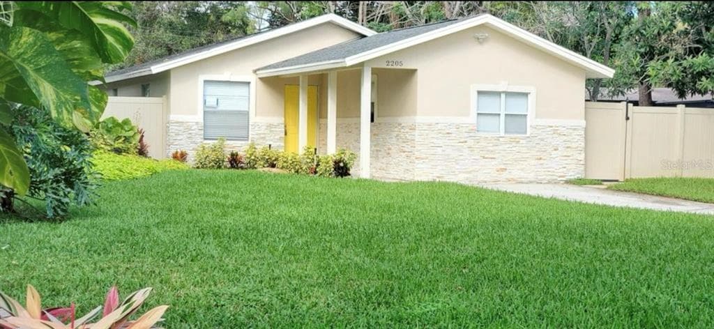 2205 CALEXICO WAY S ST PETERSBURG, FL 33712