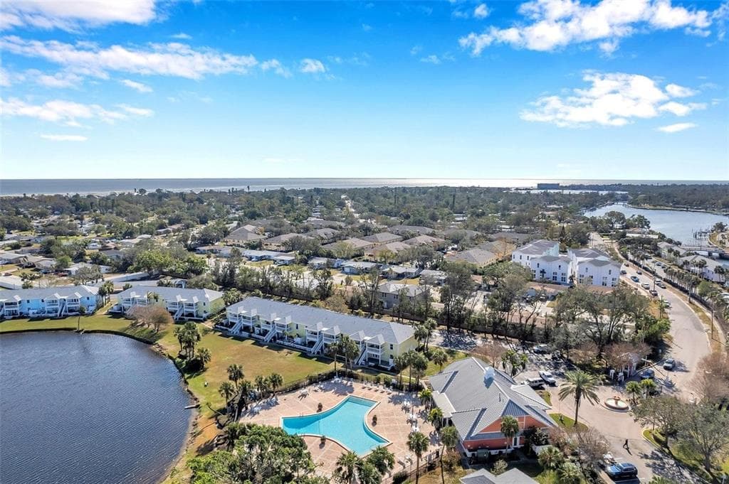 108 POMPANO DRIVE SE UNIT A ST PETERSBURG, FL 33705