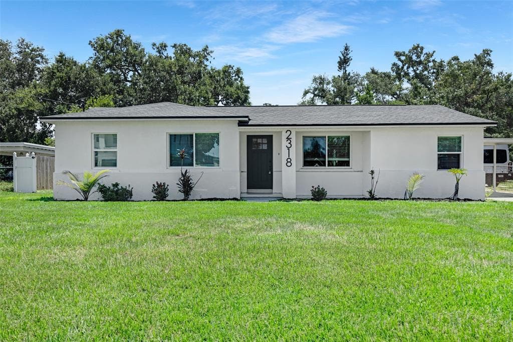 2318 S HUBERT AVENUE TAMPA, FL 33629