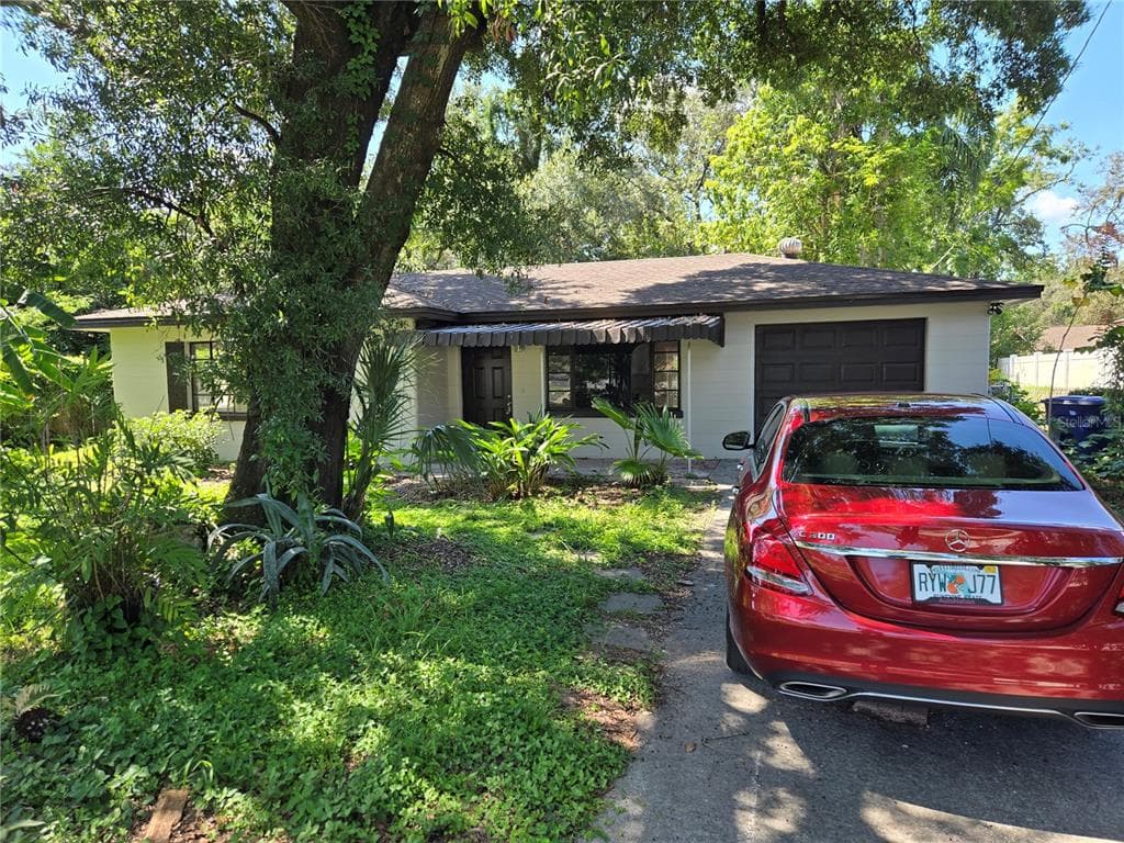 804 W LINEBAUGH AVENUE TAMPA, FL 33612