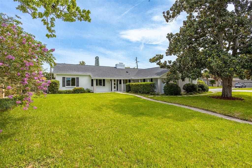 2201 SUNDERLAND ROAD MAITLAND, FL 32751