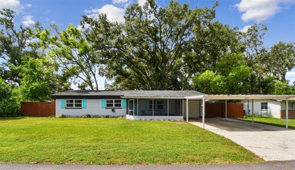 1605 SYDNEY ROAD VALRICO, FL 33594
