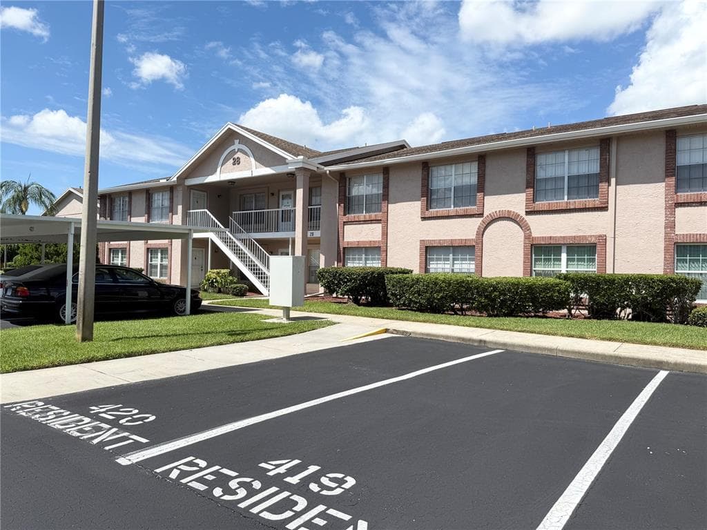 4805 SUNNYBROOK DRIVE UNIT 12 NEW PORT RICHEY, FL 34653