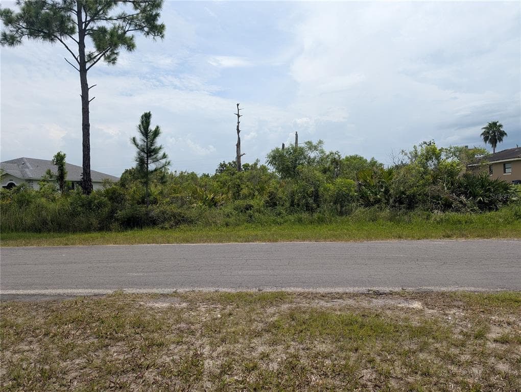 68 LIMONIA DRIVE INDIAN LAKE ESTATES, FL 33855
