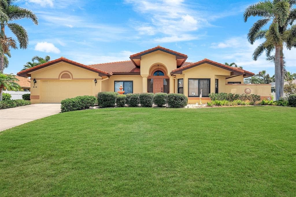 619 SE 18TH TERRACE CAPE CORAL, FL 33990