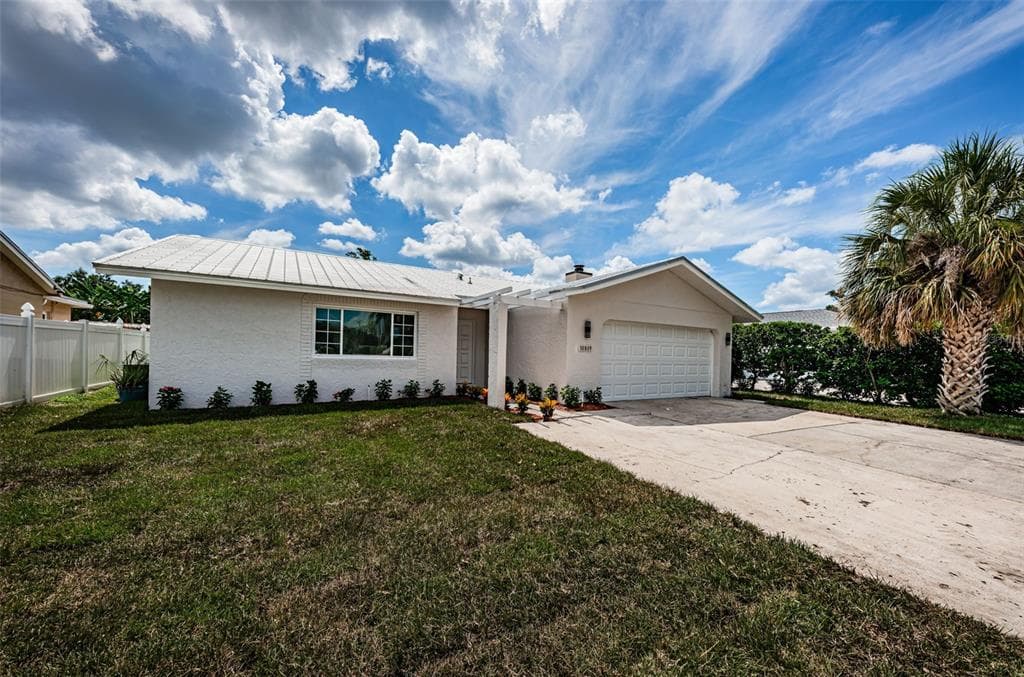 10809 65TH WAY N PINELLAS PARK, FL 33782