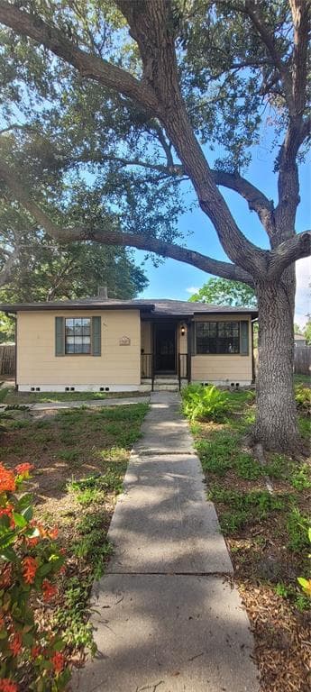 763 60TH AVENUE NE ST PETERSBURG, FL 33703