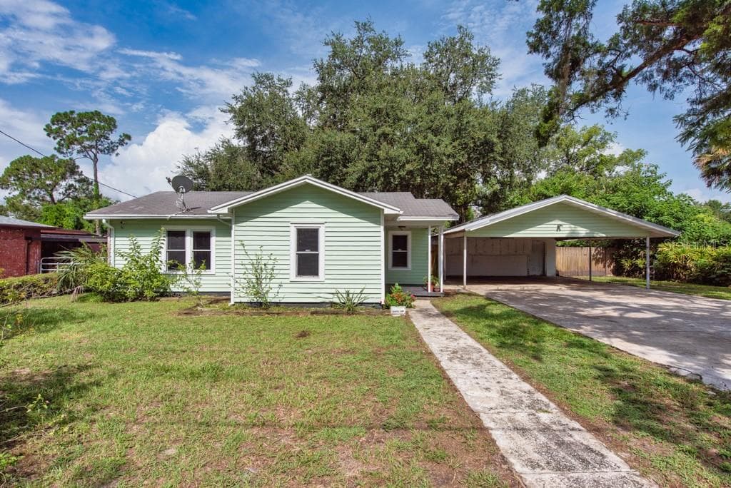 1509 N BURTON STREET PLANT CITY, FL 33563