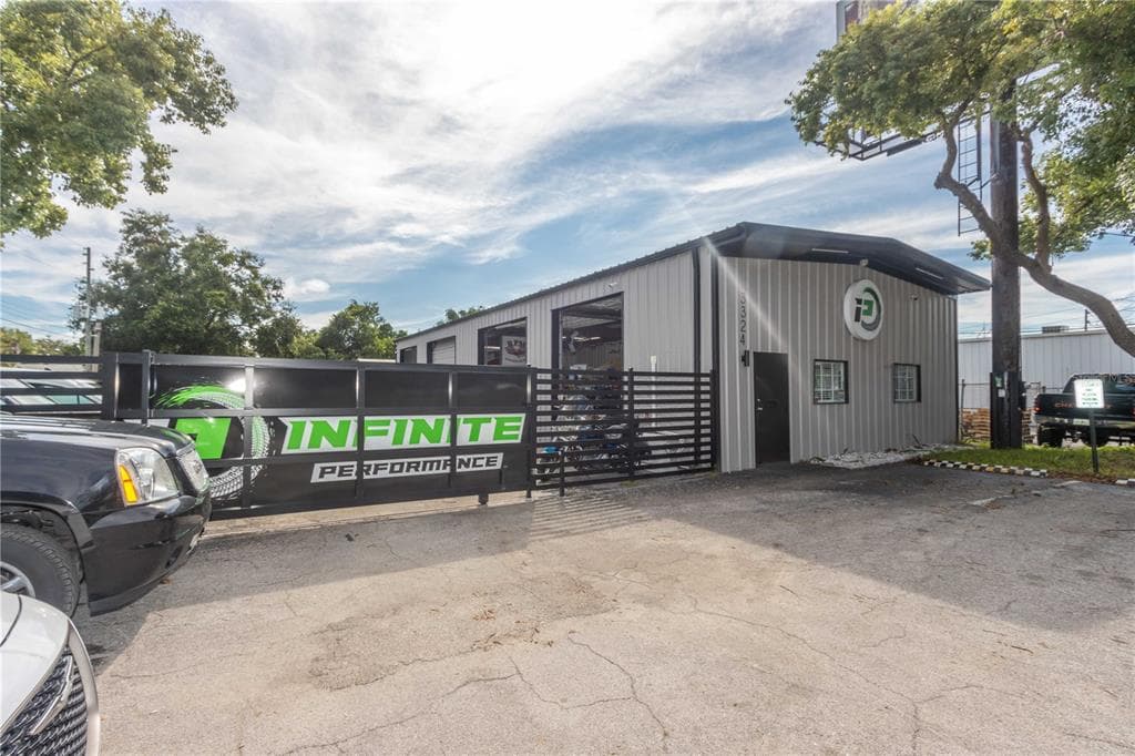 3324 GRAND BOULEVARD HOLIDAY, FL 34690