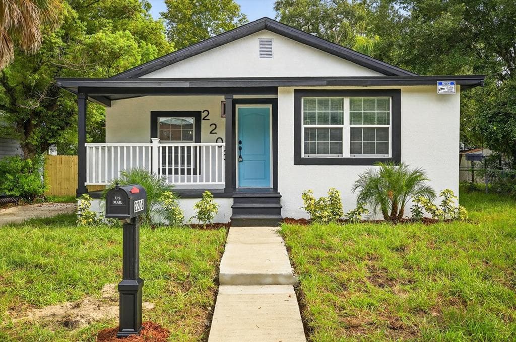 2206 CHIPCO STREET TAMPA, FL 33605