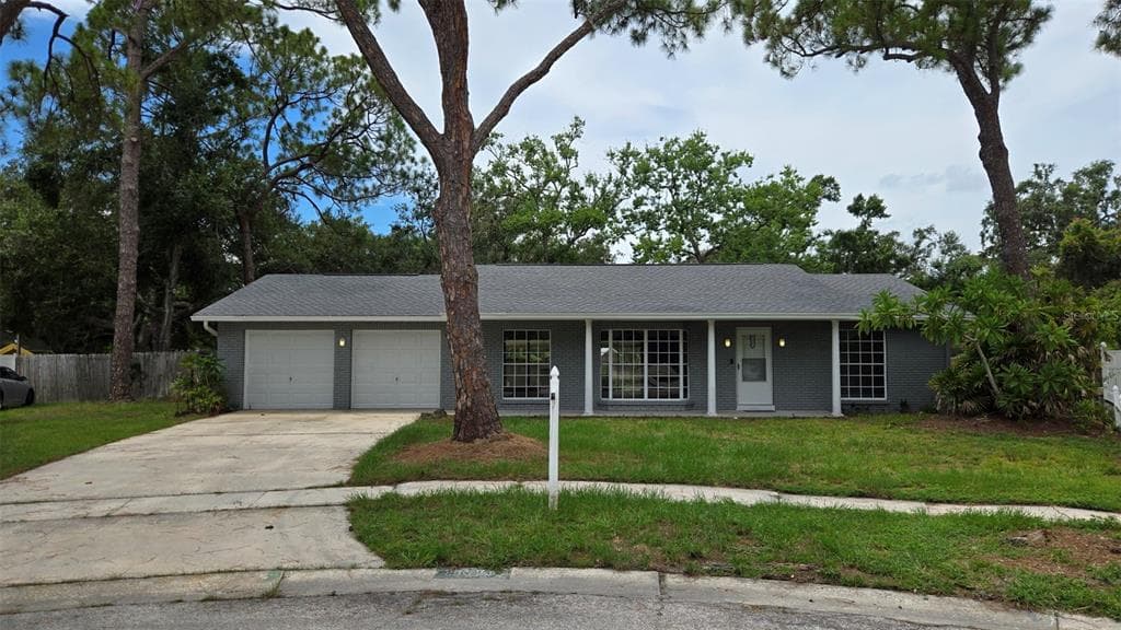 8328 W POCAHONTAS AVENUE TAMPA, FL 33615