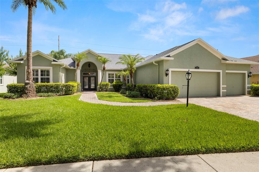 3916 VALRICO GROVE DRIVE VALRICO, FL 33594