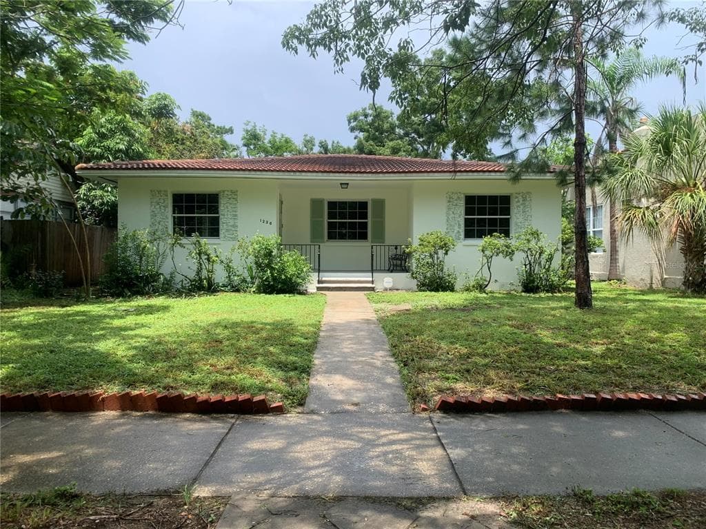 1236 15TH STREET N ST PETERSBURG, FL 33705