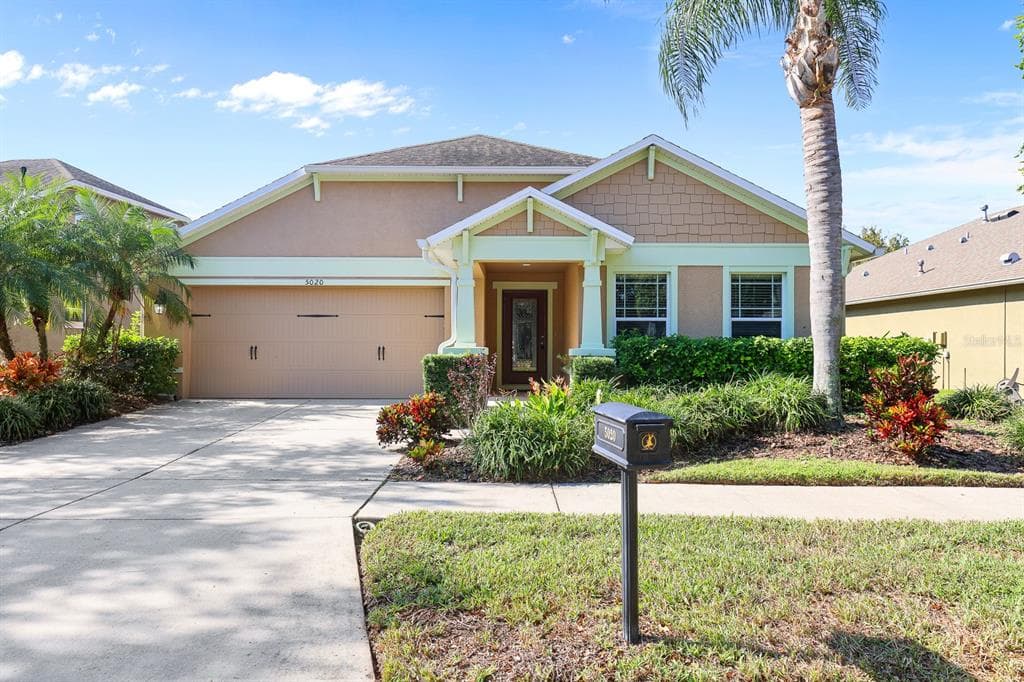 5020 SANDERLING RIDGE DRIVE LITHIA, FL 33547