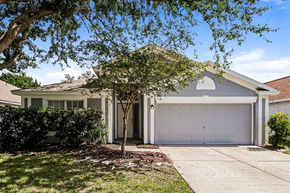 10428 HUNTERS HAVEN BOULEVARD RIVERVIEW, FL 33578
