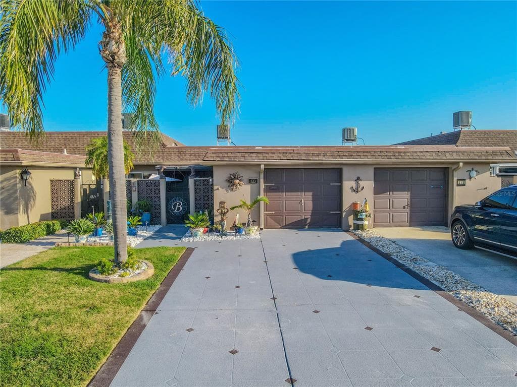 523 BOCA CIEGA POINT BOULEVARD S ST PETERSBURG, FL 33708