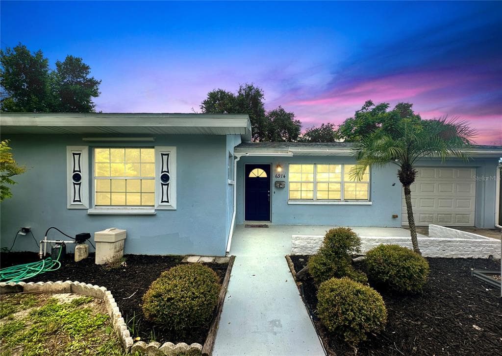 6374 HAMPTON DRIVE N ST PETERSBURG, FL 33710