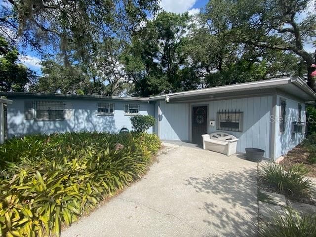 10714 N CENTRAL AVENUE TAMPA, FL 33612