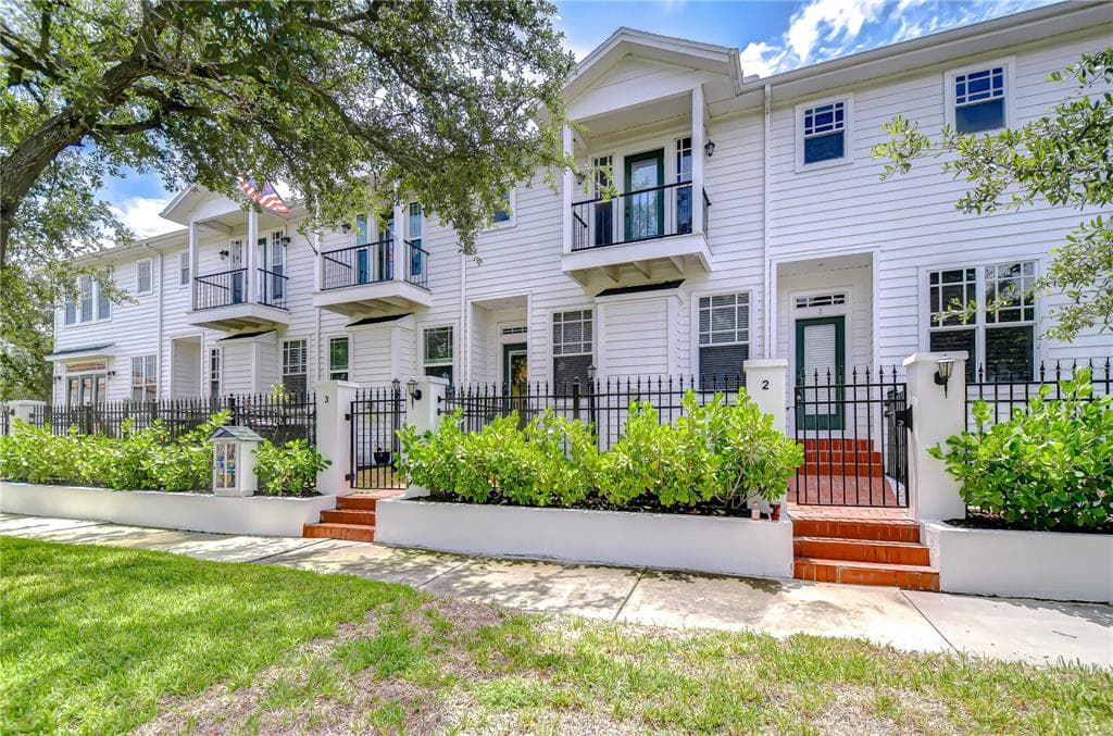 113 BOSPHOROUS AVENUE UNIT 5 TAMPA, FL 33606