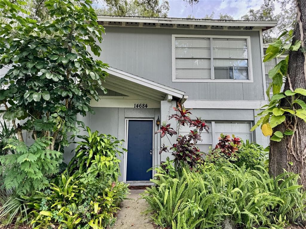 14684 PINE GLEN CIRCLE LUTZ, FL 33559