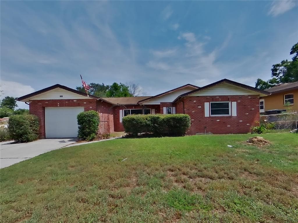 202 VALLEY DRIVE BRANDON, FL 33510