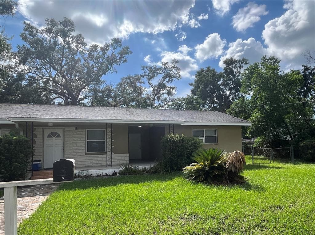 7306 N HIGHLAND AVENUE UNIT B TAMPA, FL 33604