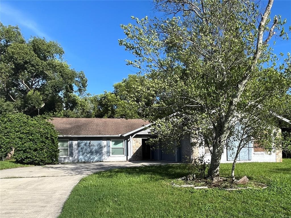 2337 WOODBEND CIRCLE NEW PORT RICHEY, FL 34655