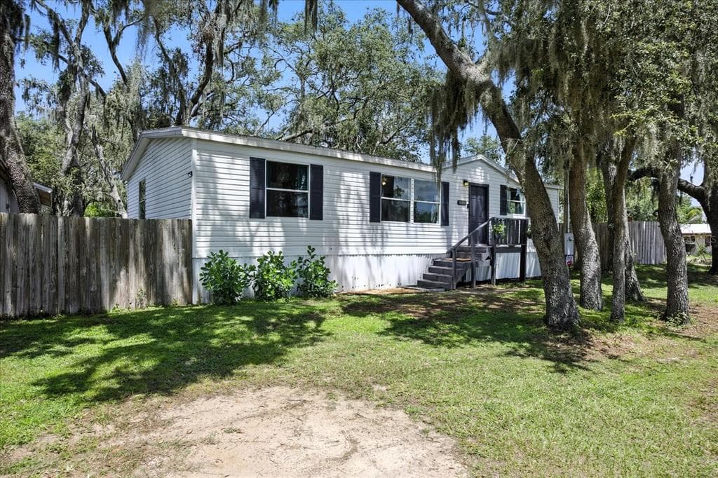 10815 MCMULLEN ROAD RIVERVIEW, FL 33569