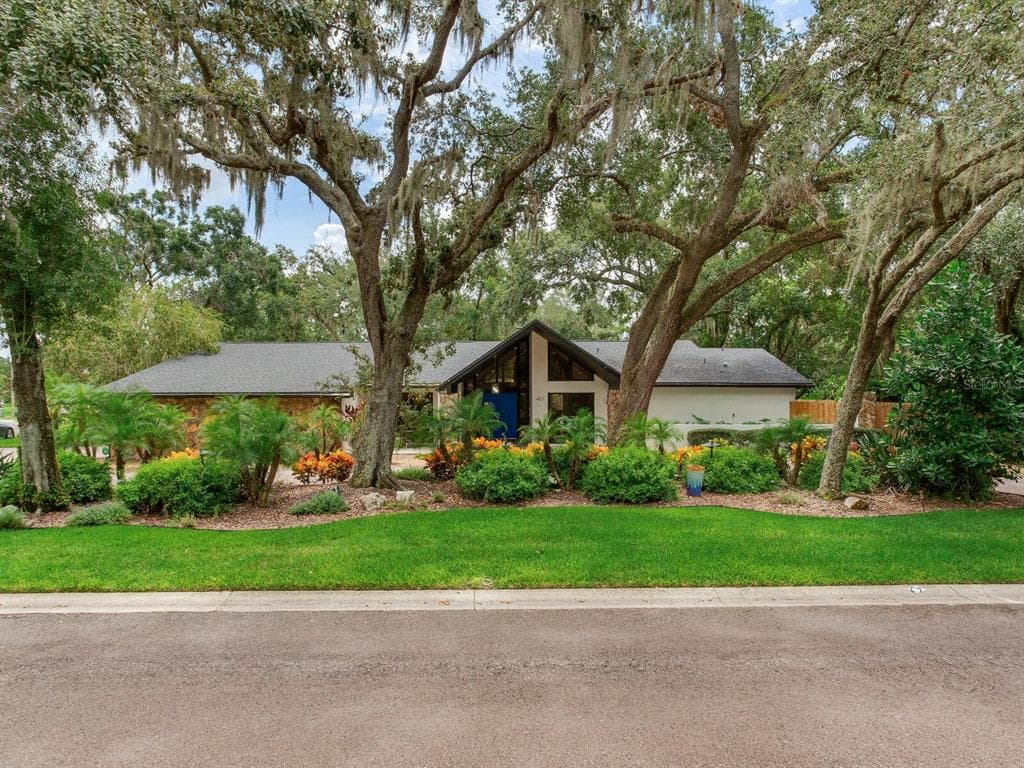 421 MONTROSE AVENUE TEMPLE TERRACE, FL 33617