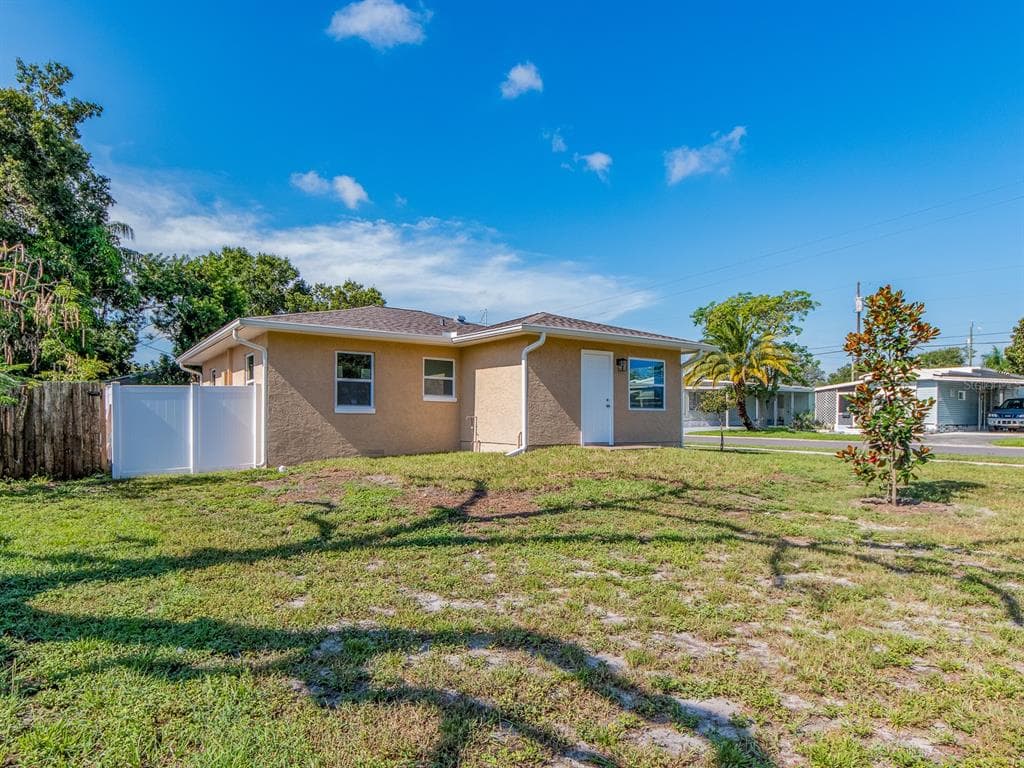 1301 MILTON STREET CLEARWATER, FL 33756